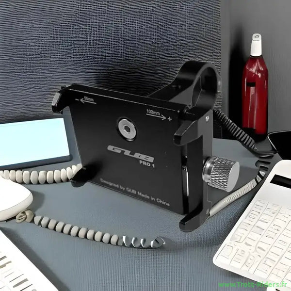 Support téléphone trottinette GUB Pro 1, fixation noire pour téléphone trottinette GUB