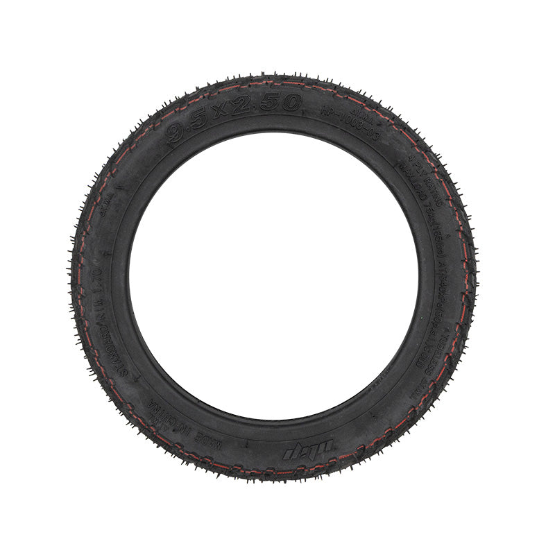 Pneu tubeless 9,5x2,50 vue de trois quarts montrant le profil cramponne