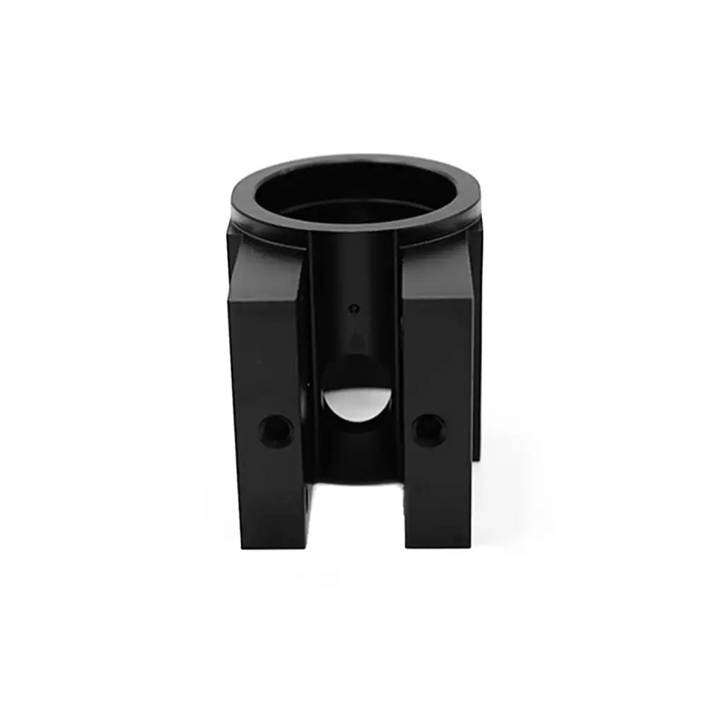 Pièce de direction Kukirin G2 Pro 2024 : bas de colonne de direction présenté sous un autre angle.