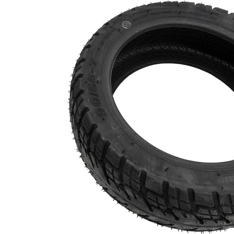 Gros plan flanc pneu tubeless eWheel 90/55-7 avec marquage de taille et bande de roulement