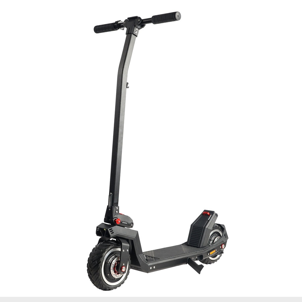Dualtron Sonic Pro — vue arrière trois quarts avec pédale de frein au pied