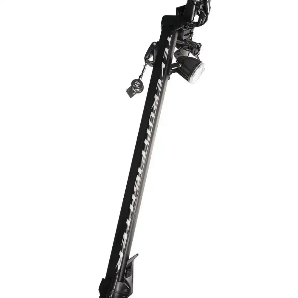 Scooter électrique noir TEVERUN FIGHTER ONZE avec phare, trottinette électrique innovante 60V 26AH