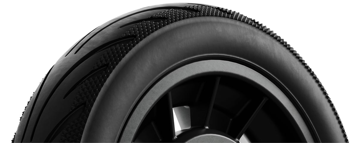 Gros plan du pneu tubeless 10 pouces de la Ninebot E3 Pro E